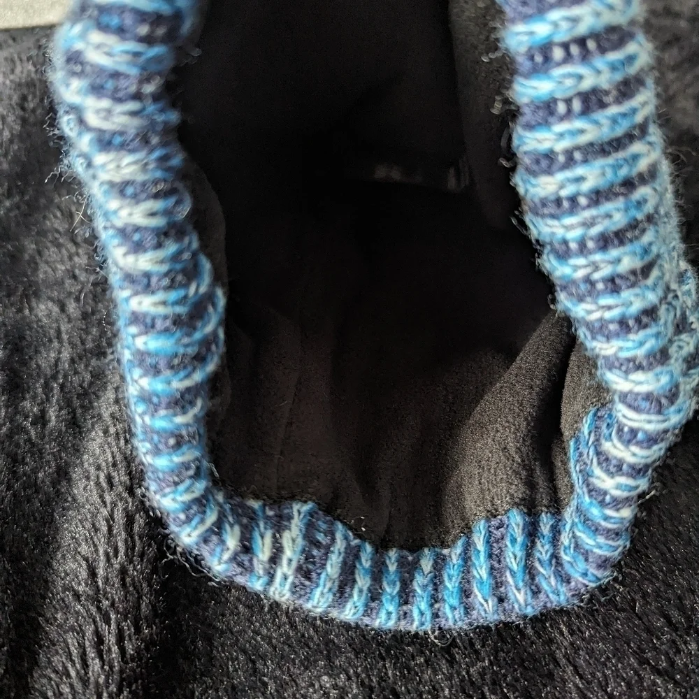 NWT All in Motion Girls Blue Fleece Lined Winter Hat